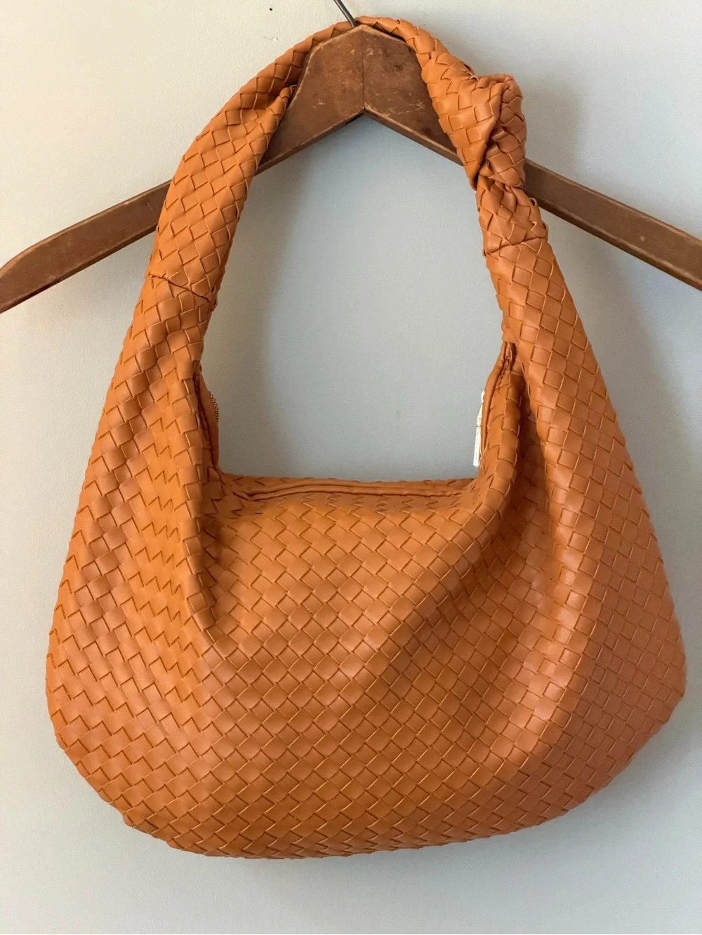 Melie Bianco Hobo Bag Vegan Leather Woven Purse Zipper - Caramel Tan